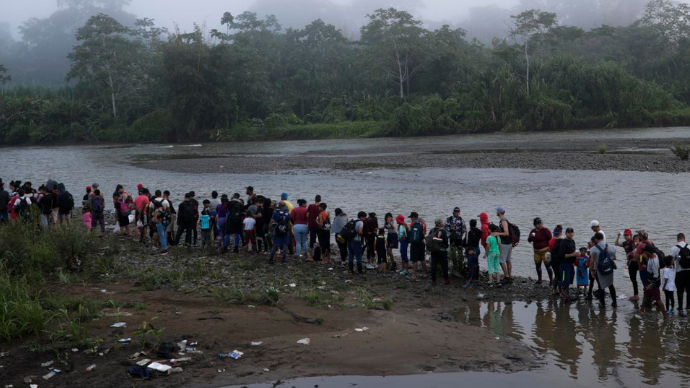 Migración de ecuatorianos en 2022 fue similar a las cifras del 2000